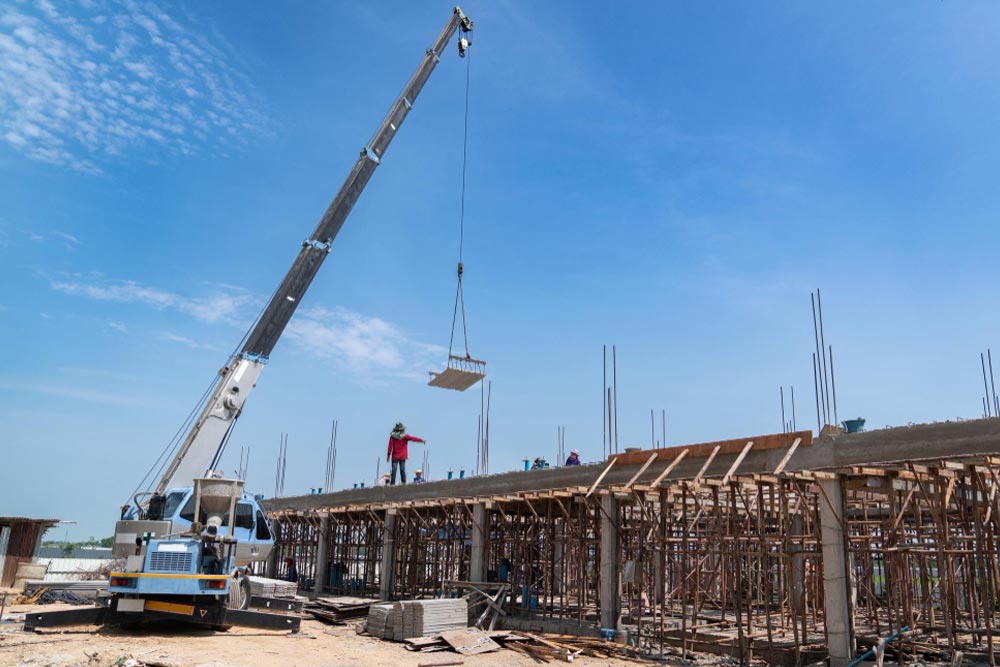 İnşaat Projelerinde Vinç Kullanımı: Planlama ve Riskler